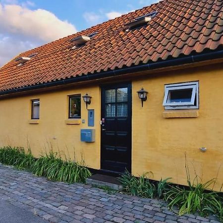 Yellow House Hostel København Eksteriør billede