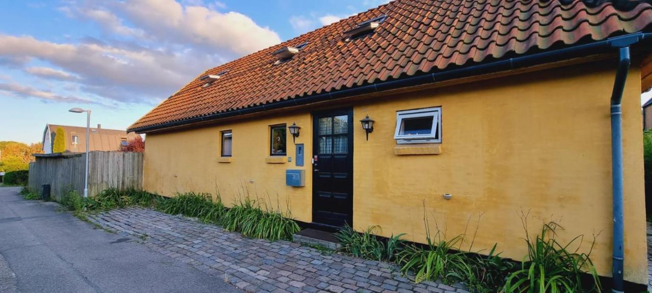 Yellow House Hostel København Eksteriør billede